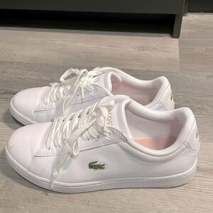 Women's Lacoste Hydez Leather Sneakers size 6